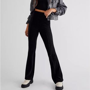 Urban Outfitters XS Slim Pull-On Velvet Flare Pants Black Festival